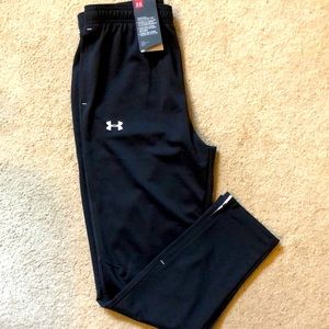 NWT Youth Under Armour Drawstring Pants - Size YXL